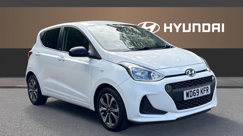 Hyundai i10 1.0 Play 5dr Petrol Hatchback - Image 1