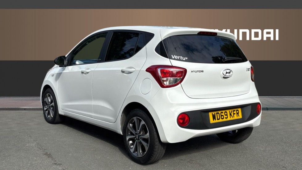 Hyundai i10 1.0 Play 5dr Petrol Hatchback - Image 2