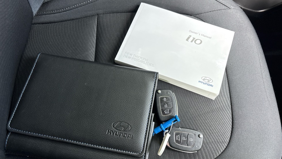 Hyundai i10 1.0 Play 5dr Petrol Hatchback - Image 19