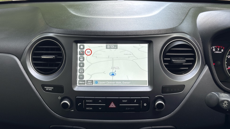 Hyundai i10 1.0 Play 5dr Petrol Hatchback - Image 30