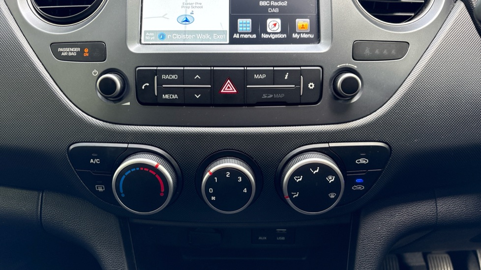 Hyundai i10 1.0 Play 5dr Petrol Hatchback - Image 35
