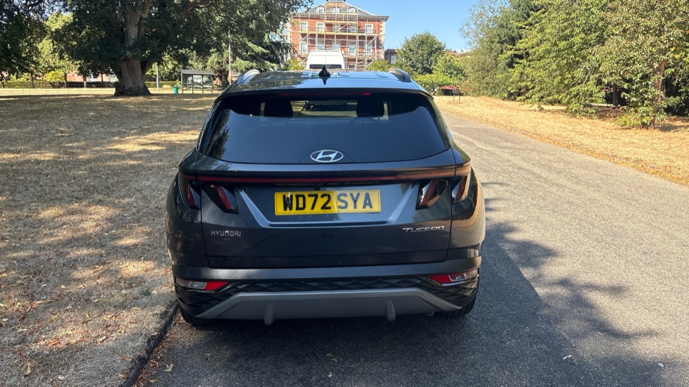 Hyundai TUCSON 1.6 TGDi Premium 5dr 2WD Petrol Estate - Image 26