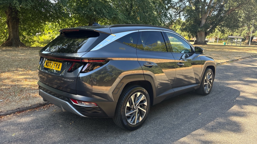 Hyundai TUCSON 1.6 TGDi Premium 5dr 2WD Petrol Estate - Image 27