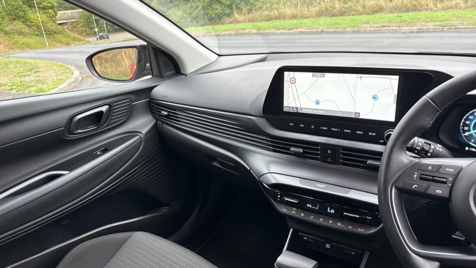 Hyundai i20 1.0T GDi 48V MHD Premium 5dr DCT Petrol Hatchback - Image 14