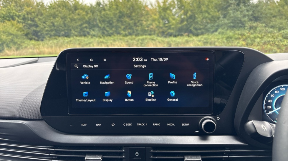 Hyundai i20 1.0T GDi 48V MHD Premium 5dr DCT Petrol Hatchback - Image 33