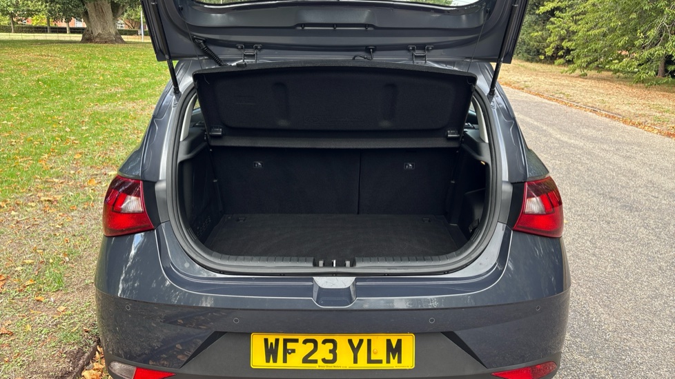 Hyundai i20 1.0T GDi 48V MHD SE Connect 5dr Petrol Hatchback - Image 4