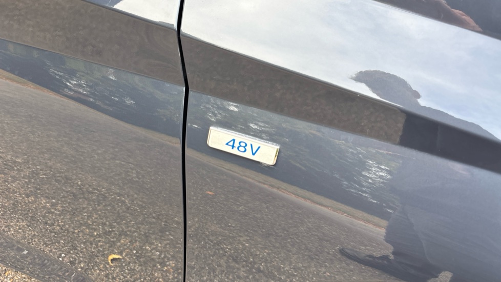 Hyundai i20 1.0T GDi 48V MHD SE Connect 5dr Petrol Hatchback - Image 24