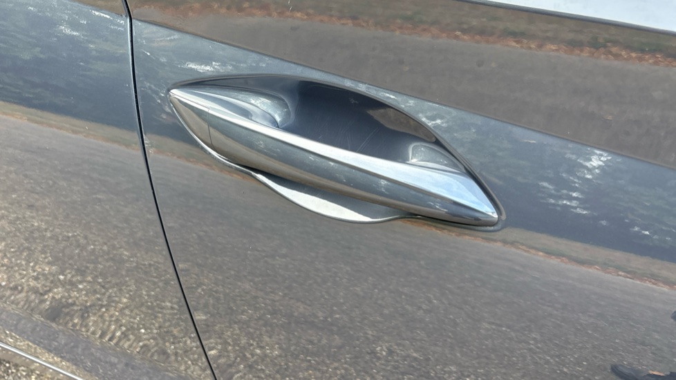 Hyundai i20 1.0T GDi 48V MHD SE Connect 5dr Petrol Hatchback - Image 26