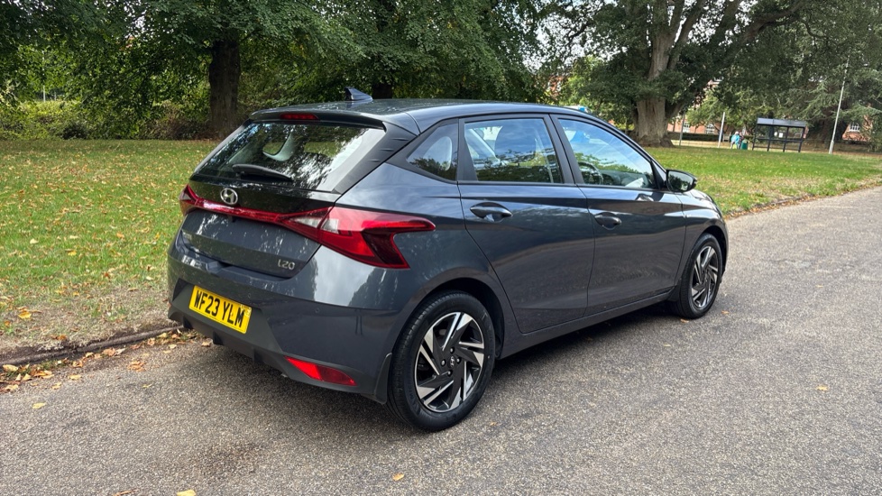 Hyundai i20 1.0T GDi 48V MHD SE Connect 5dr Petrol Hatchback - Image 28