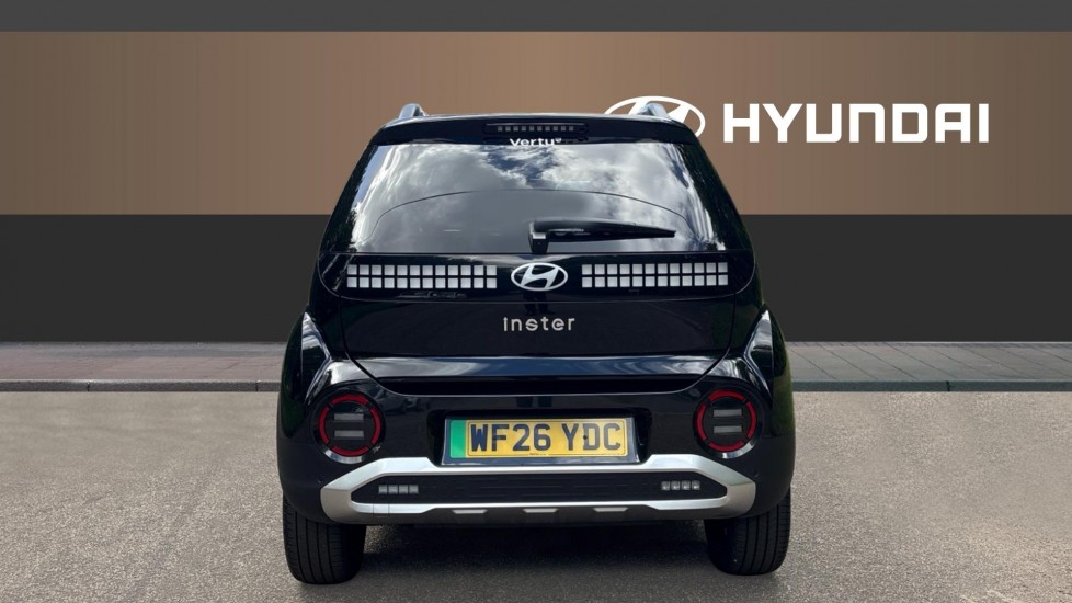 Hyundai INSTER 85kW 02 49kWh 5dr Auto Electric Hatchback - Image 6