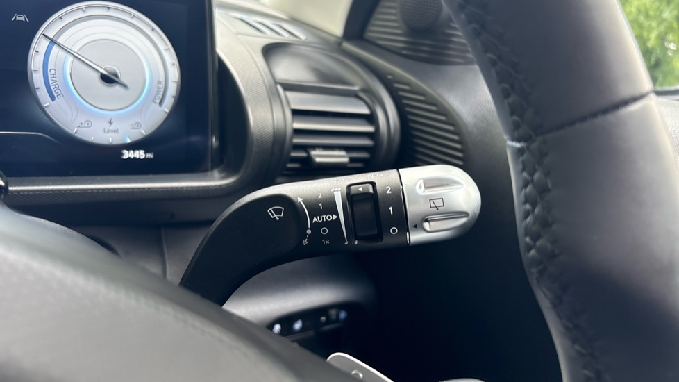 Hyundai INSTER 85kW 02 49kWh 5dr Auto Electric Hatchback - Image 40