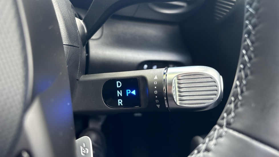 Hyundai INSTER 85kW 02 49kWh 5dr Auto Electric Hatchback - Image 42