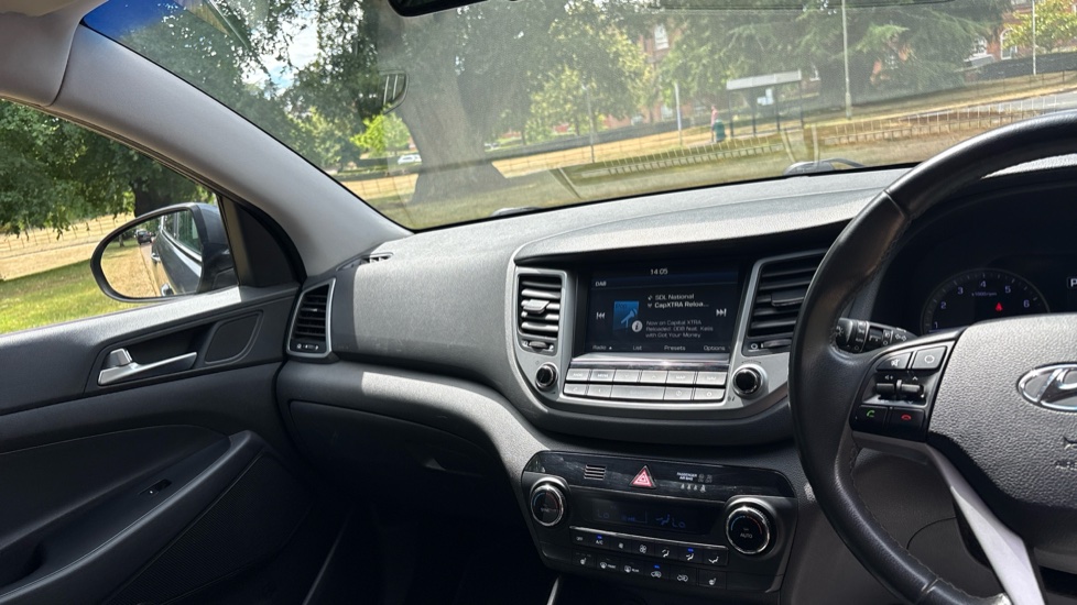 Hyundai TUCSON 1.6 TGDi Sport Edition 5dr 2WD DCT Petrol Estate - Image 14