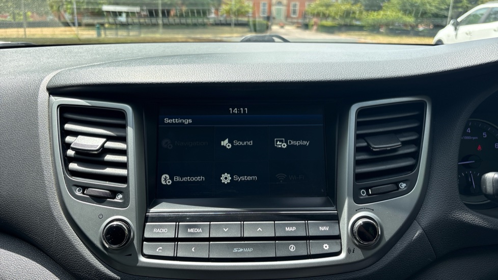 Hyundai TUCSON 1.6 TGDi Sport Edition 5dr 2WD DCT Petrol Estate - Image 31