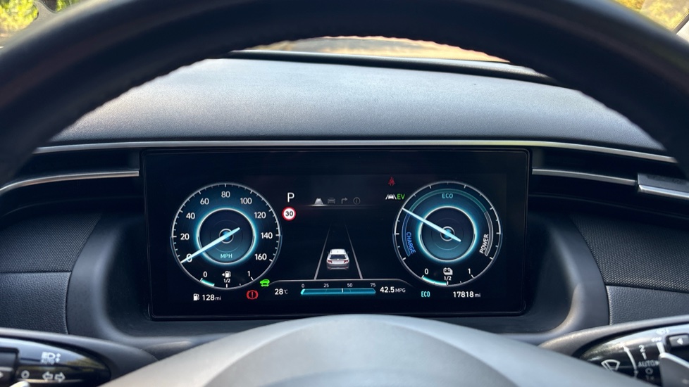Hyundai TUCSON 1.6 TGDi Hybrid 230 SE Connect 5dr 2WD Auto Hybrid Estate - Image 18