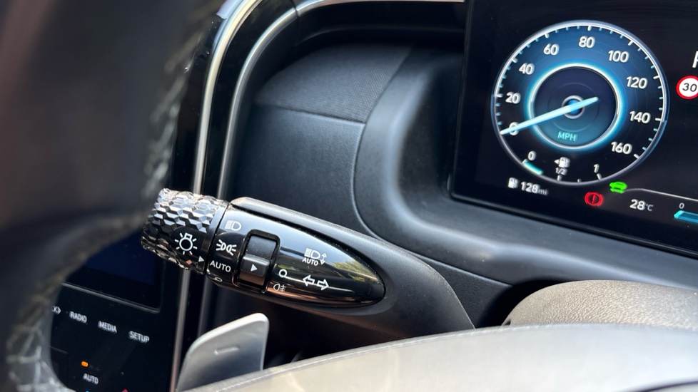 Hyundai TUCSON 1.6 TGDi Hybrid 230 SE Connect 5dr 2WD Auto Hybrid Estate - Image 40