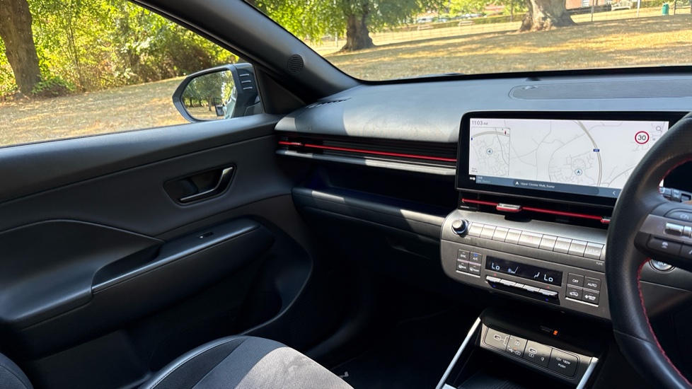 Hyundai KONA 1.6 GDi Hybrid N Line S 5dr DCT Hybrid Hatchback - Image 14