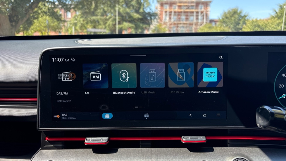 Hyundai KONA 1.6 GDi Hybrid N Line S 5dr DCT Hybrid Hatchback - Image 32