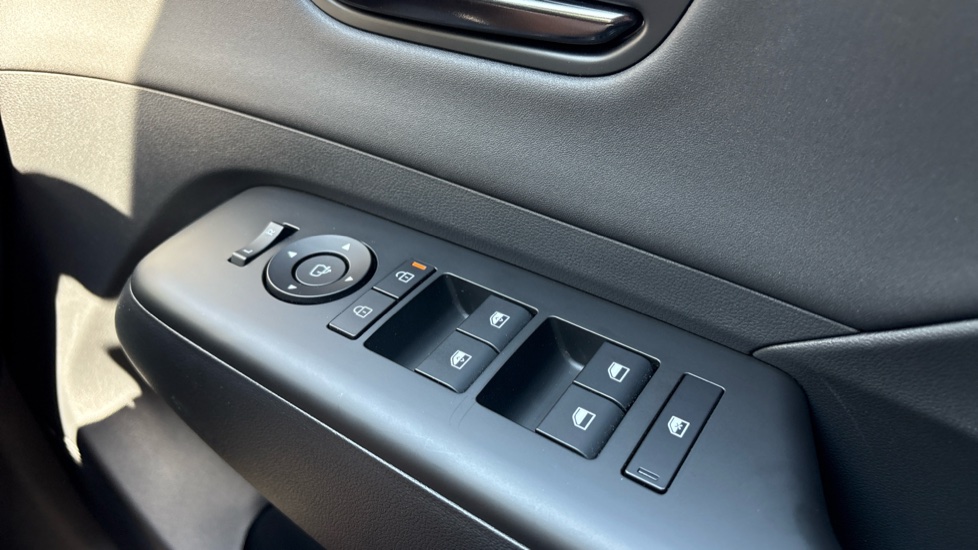 Hyundai KONA 1.6 GDi Hybrid N Line S 5dr DCT Hybrid Hatchback - Image 45