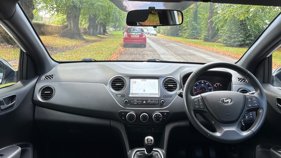 Hyundai i10 1.0 Go SE 5dr Petrol Hatchback - Image 10