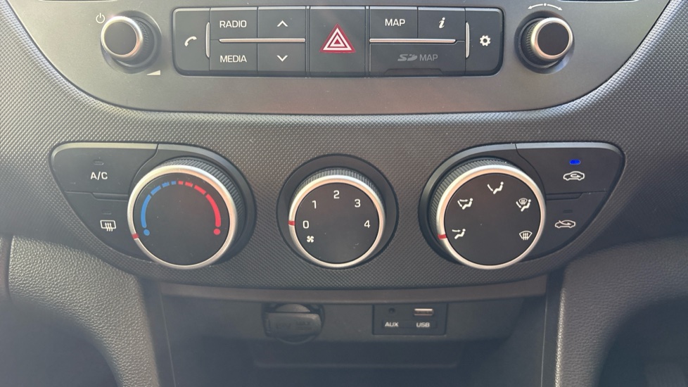Hyundai i10 1.0 Go SE 5dr Petrol Hatchback - Image 33