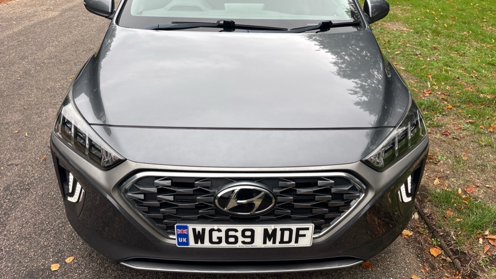 Hyundai IONIQ 1.6 GDi Hybrid 1st Edition 5dr DCT Hybrid Hatchback - Image 8