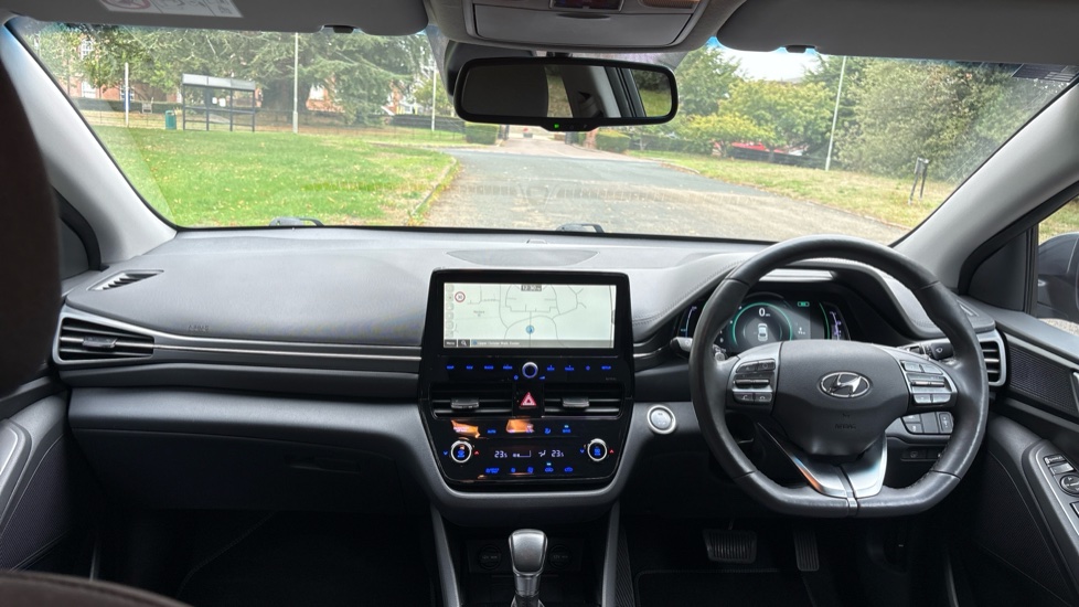 Hyundai IONIQ 1.6 GDi Hybrid 1st Edition 5dr DCT Hybrid Hatchback - Image 10