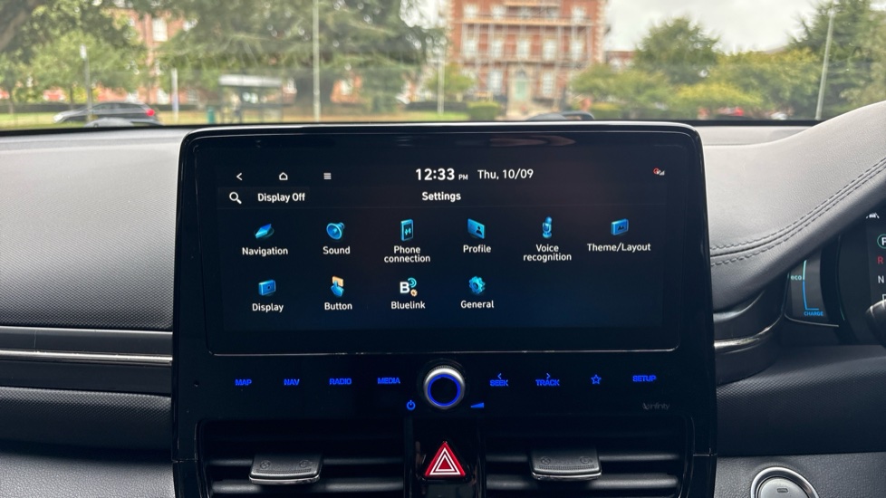 Hyundai IONIQ 1.6 GDi Hybrid 1st Edition 5dr DCT Hybrid Hatchback - Image 33