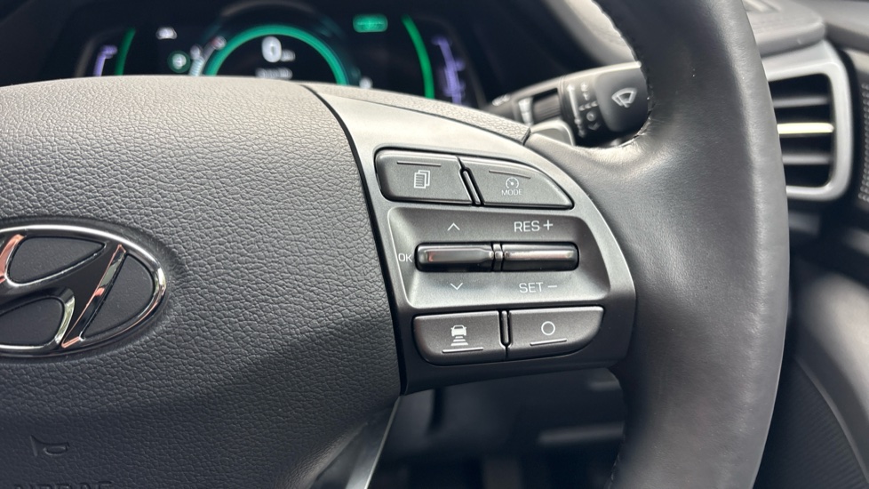 Hyundai IONIQ 1.6 GDi Hybrid 1st Edition 5dr DCT Hybrid Hatchback - Image 38