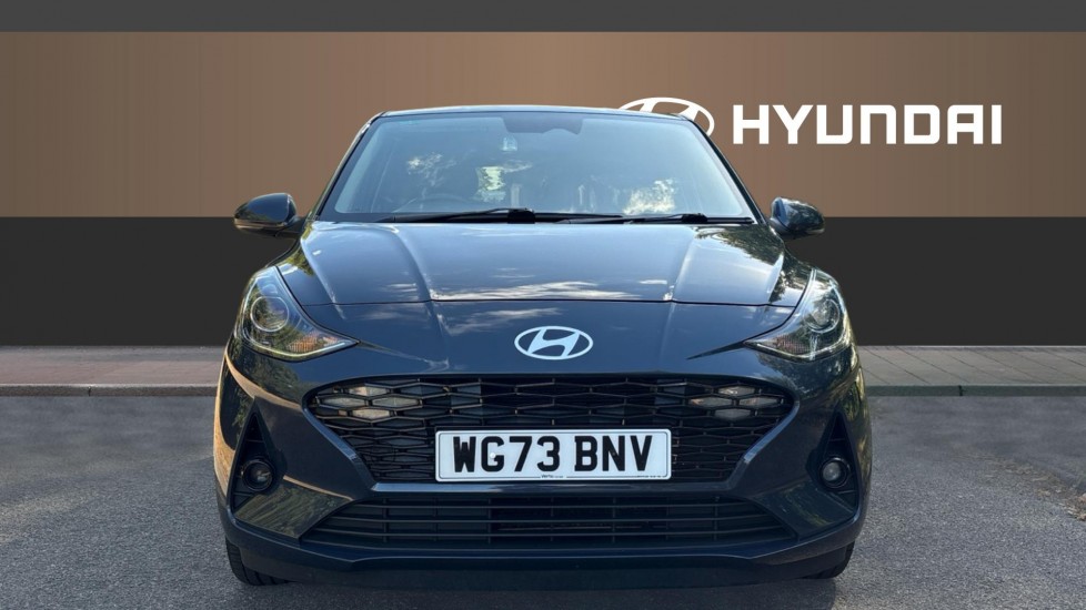 Hyundai i10 1.2 MPi Premium 5dr Petrol Hatchback - Image 3
