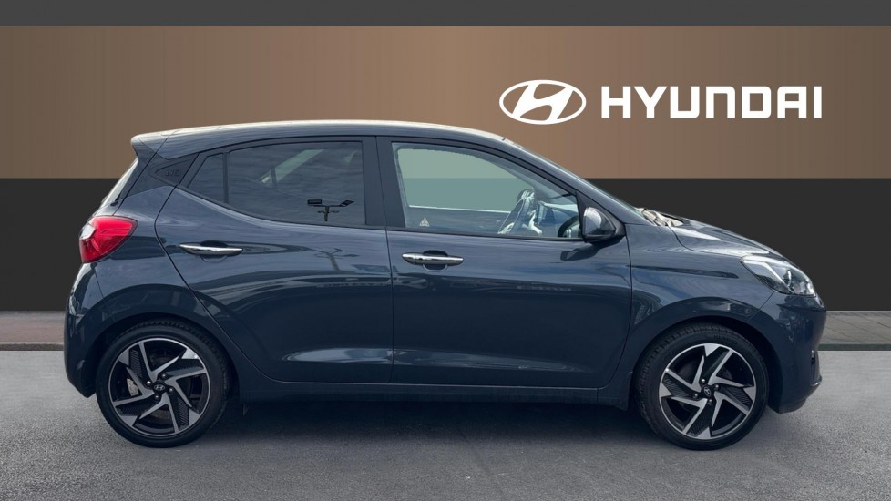 Hyundai i10 1.2 MPi Premium 5dr Petrol Hatchback - Image 5