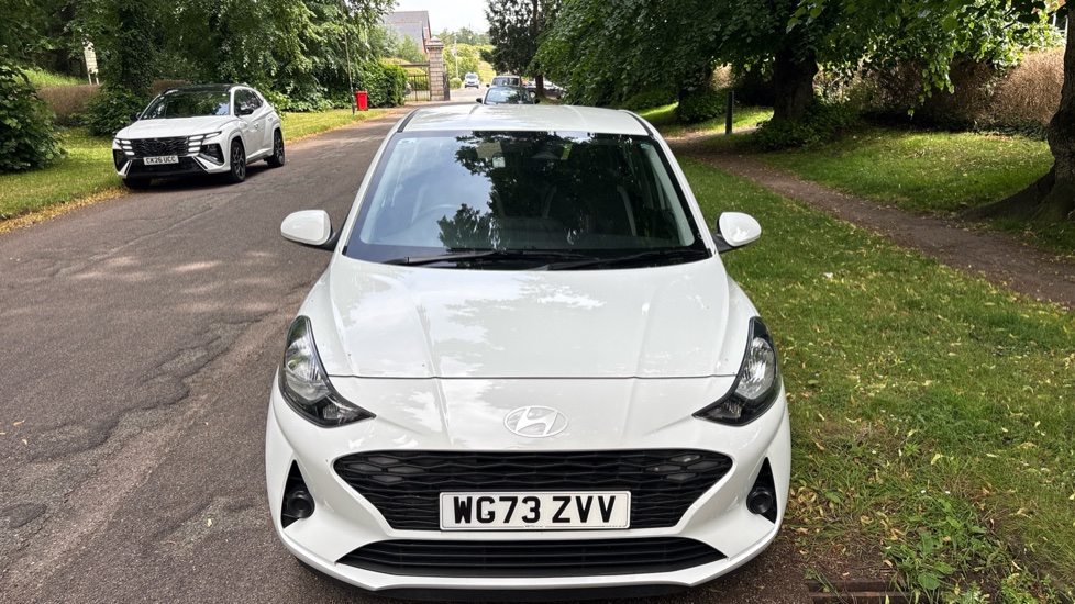 Hyundai i10 1.0 Advance 5dr Petrol Hatchback - Image 21