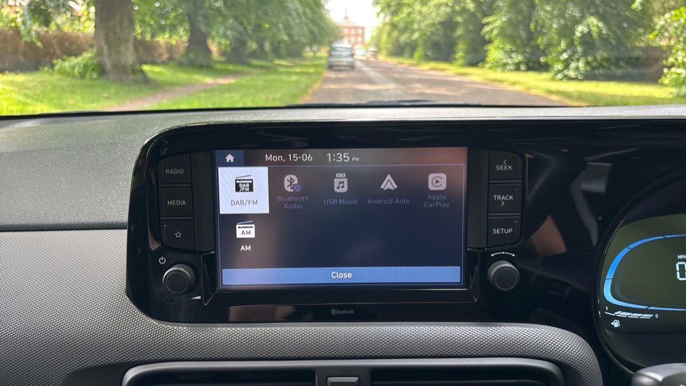 Hyundai i10 1.0 Advance 5dr Petrol Hatchback - Image 30