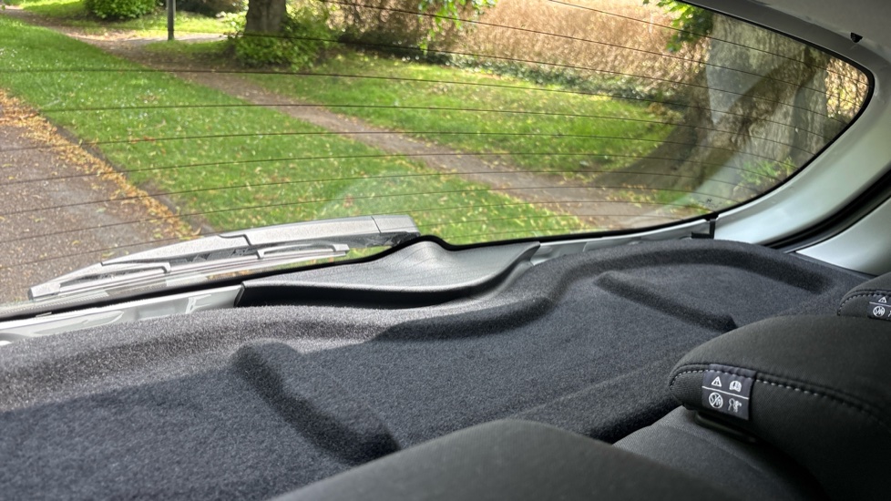 Hyundai i10 1.0 Advance 5dr Petrol Hatchback - Image 45