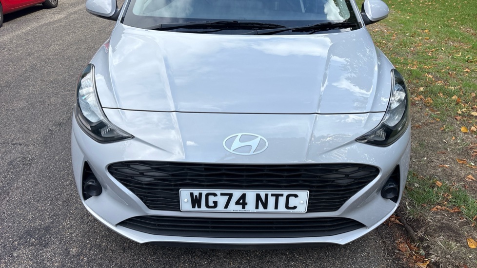 Hyundai i10 1.0 [63] Advance 5dr [Nav] Petrol Hatchback - Image 8