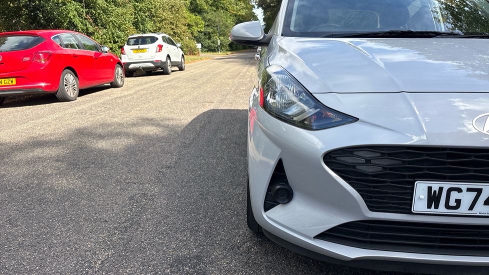 Hyundai i10 1.0 [63] Advance 5dr [Nav] Petrol Hatchback - Image 23