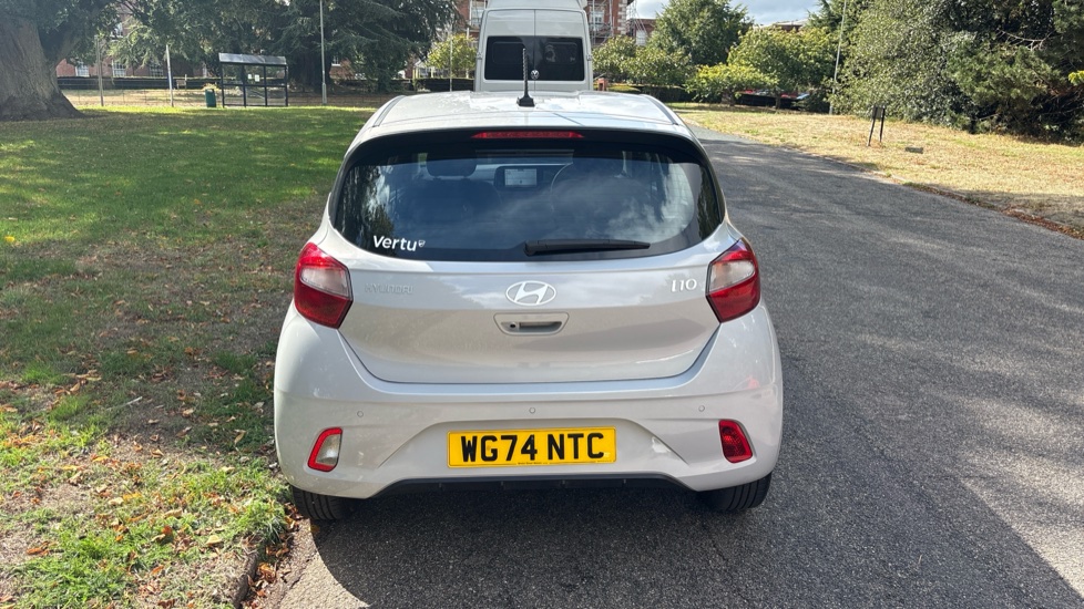 Hyundai i10 1.0 [63] Advance 5dr [Nav] Petrol Hatchback - Image 27