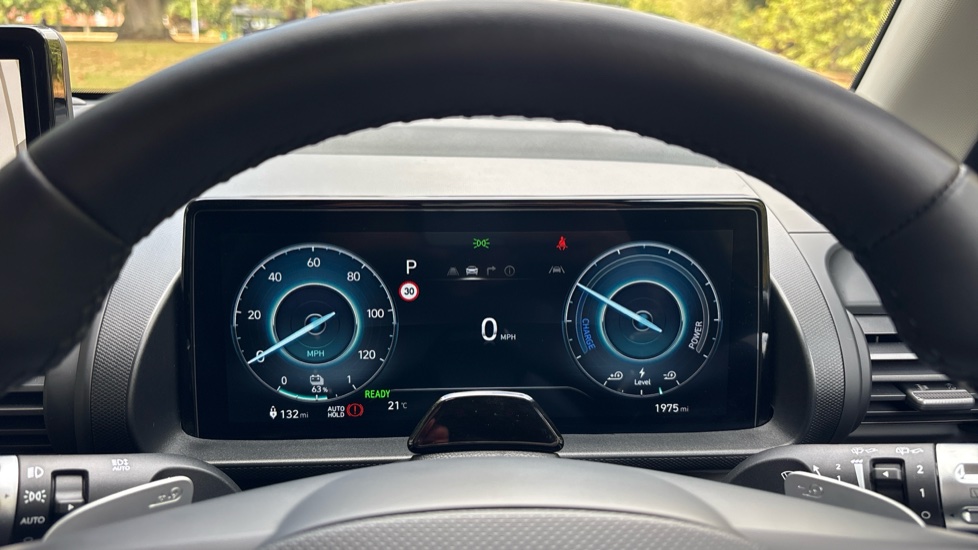 Hyundai INSTER 85kW 02 49kWh 5dr Auto Electric Hatchback - Image 18