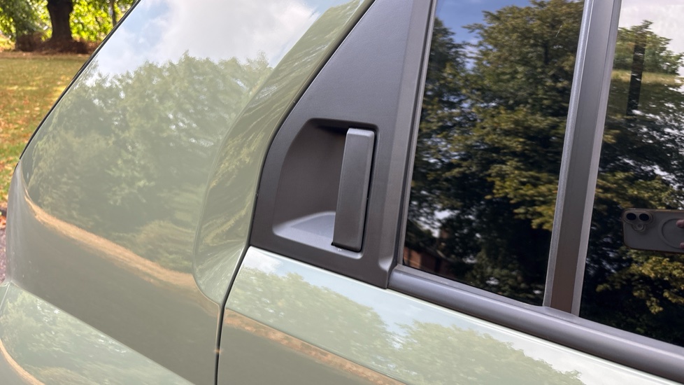 Hyundai INSTER 85kW 02 49kWh 5dr Auto Electric Hatchback - Image 27