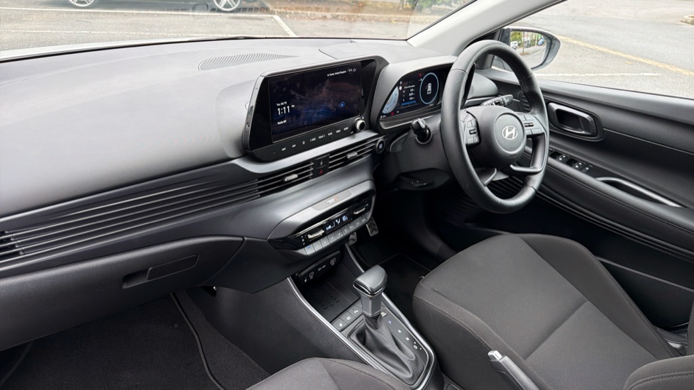 Hyundai BAYON 1.0 TGDi [90] Tech Line 5dr DCT Petrol Hatchback - Image 9