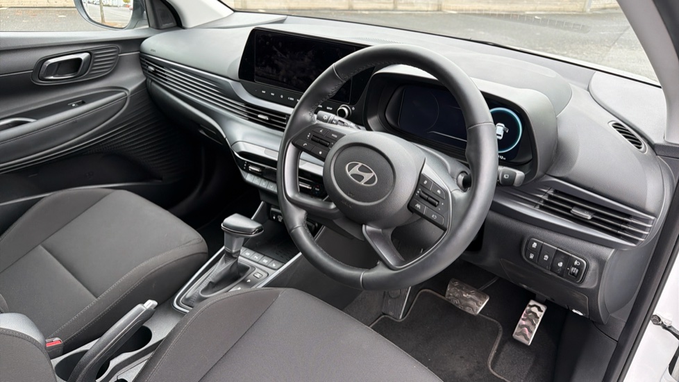Hyundai BAYON 1.0 TGDi [90] Tech Line 5dr DCT Petrol Hatchback - Image 11
