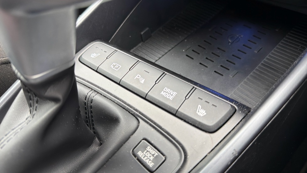Hyundai BAYON 1.0 TGDi [90] Tech Line 5dr DCT Petrol Hatchback - Image 23