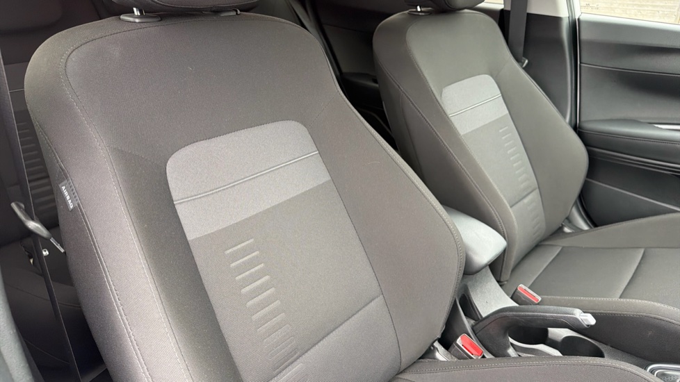 Hyundai BAYON 1.0 TGDi [90] Tech Line 5dr DCT Petrol Hatchback - Image 31