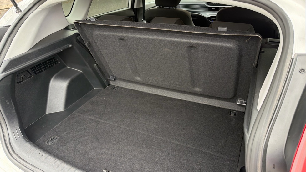 Hyundai BAYON 1.0 TGDi [90] Tech Line 5dr DCT Petrol Hatchback - Image 43
