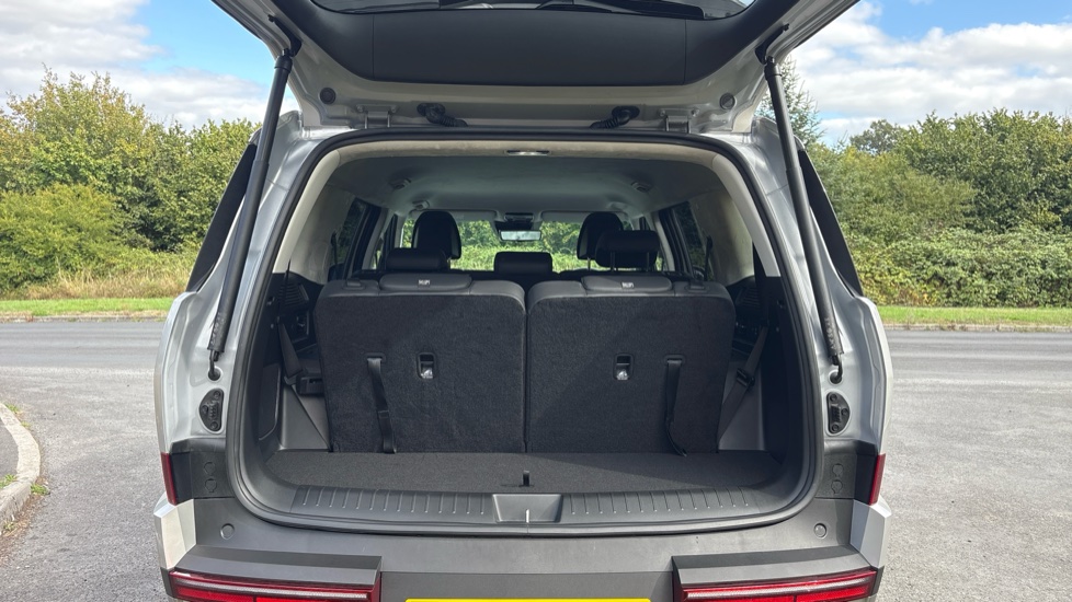 Hyundai SANTA FE 1.6 TGDi Plug-in Hybrid Ultimate 5dr 4WD Auto Estate - Image 4