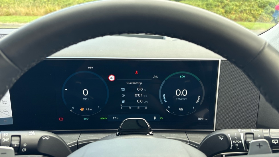Hyundai SANTA FE 1.6 TGDi Plug-in Hybrid Ultimate 5dr 4WD Auto Estate - Image 18