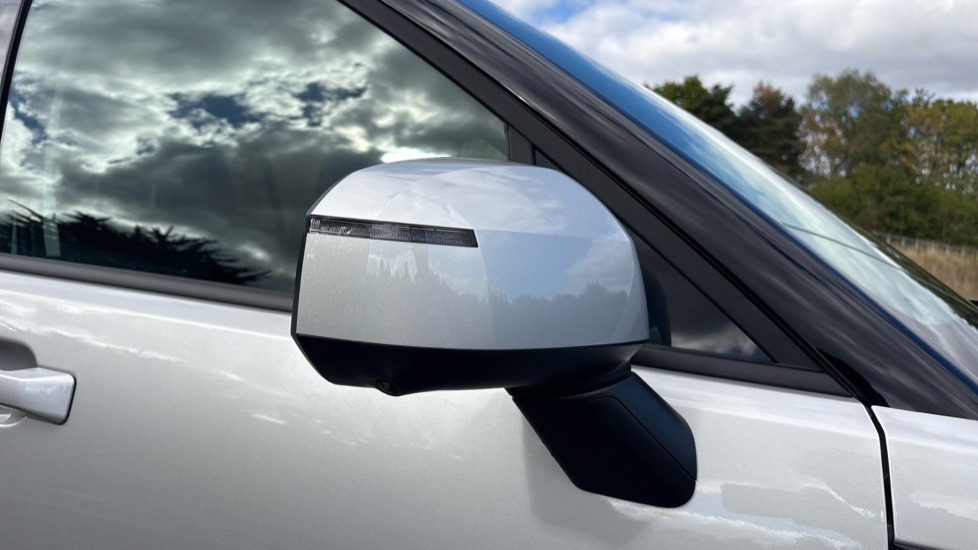 Hyundai SANTA FE 1.6 TGDi Plug-in Hybrid Ultimate 5dr 4WD Auto Estate - Image 25