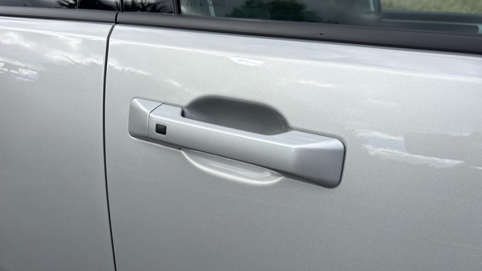 Hyundai SANTA FE 1.6 TGDi Plug-in Hybrid Ultimate 5dr 4WD Auto Estate - Image 26