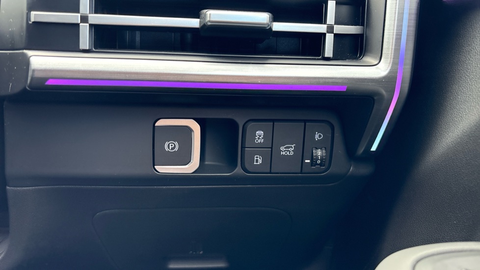Hyundai SANTA FE 1.6 TGDi Plug-in Hybrid Ultimate 5dr 4WD Auto Estate - Image 44