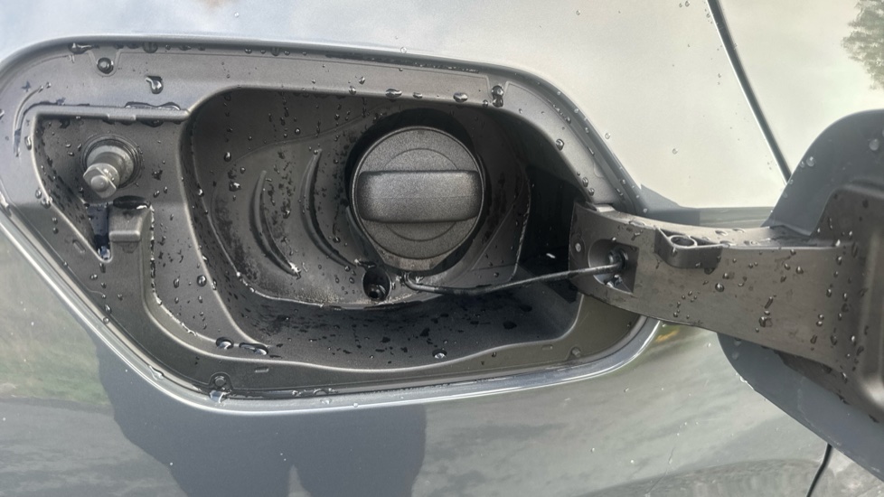 Volkswagen Golf 1.5 TSI 150 Match 5dr Petrol Hatchback - Image 36